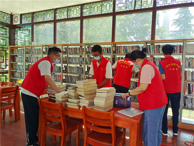 用“流动的图书馆”赋能书香周口建设--市图书馆“流动的图书馆”文化惠民一瞥